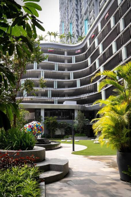 2 At Kl L 6 Pax L 3 Queen Beds Pangsapuri *
