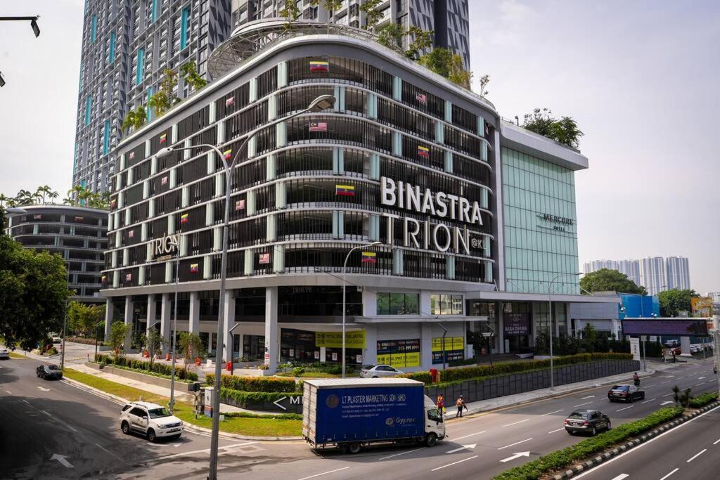 2 At Kl L 6 Pax L 3 Queen Beds * Kuala Lumpur